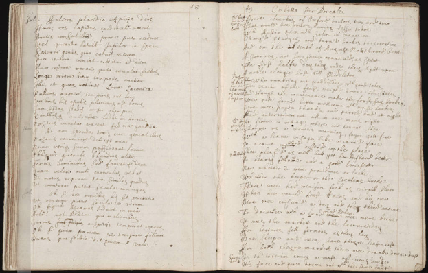 Ein aufgeschlagenes Buch mit Text auf den Seiten.