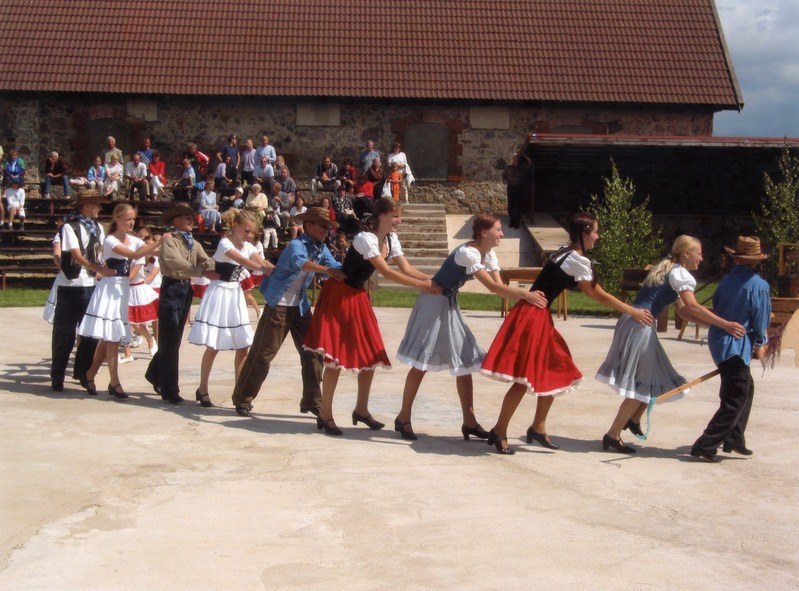 Alles über das größte Open-Air-Ball in Bayern in Fürth - Wir verlosen 3x2 Tickets für den Summer Night Ball 2026