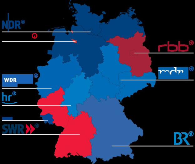 Eine Deutschlandkarte mit hervorhebenden Bundesländern in rot und blau, um die Ergebnisse der Wahl 2016 zu zeigen, einschließlich der Namen der Kandidaten und weiterer Einzelheiten zum Wahltermin.