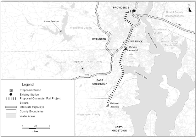 Schwarz-weiß-Karte einer Stadt mit einem Fluss, beschriftet mit "Vorgeschlagenes Nahverkehrsprojekt", zeigt Straßen, Autobahnen und andere Merkmale.