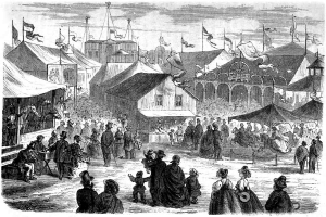 Eine Schwarz-Weiß-Zeichnung eines pulsierenden viktorianischen Karnevals in London, England, mit Zelten, Gebäuden, Fahnen und Masten unter einem Himmel.